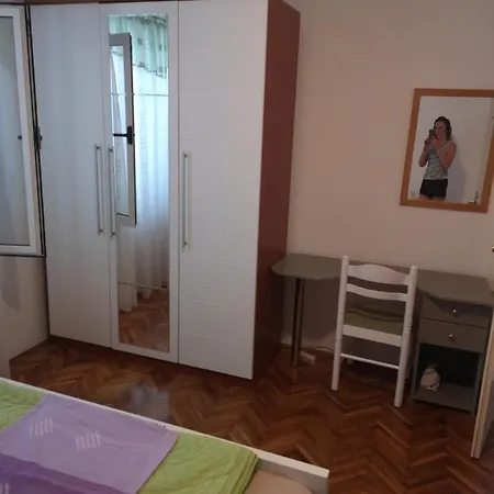 Vila Mira Roso * Makarska